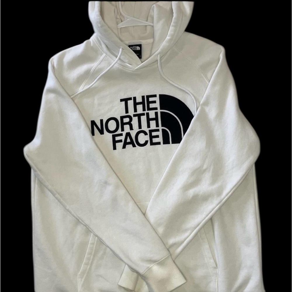 The North Face White Sweatshirt Classic Pullover